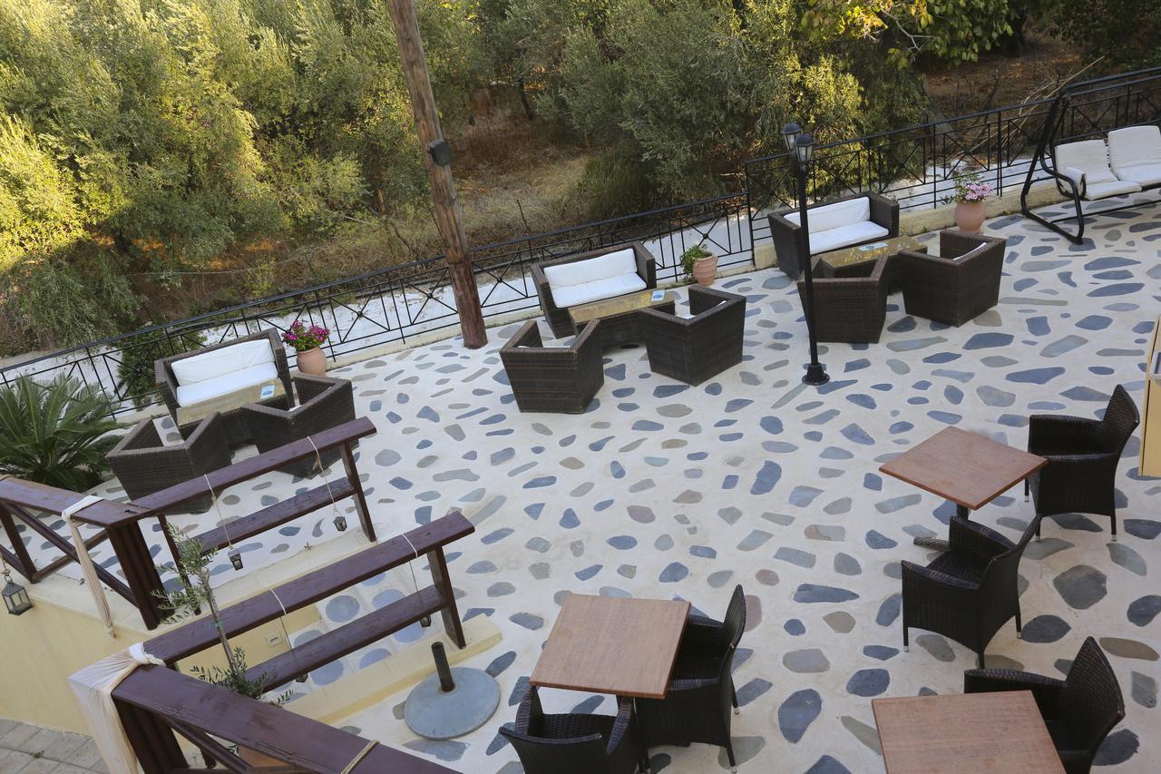 Coral Hotel Plomari Exterior foto
